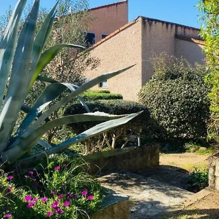 Charmante Maison A 50m De La Avec Terrasse - 5 Couchages A - Fr-1-63-308 بيت للعطل